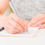 紙に書きだして「今」のあなたの本当の気持ちを知る方法！　紙に書き出して解決していく３ステップ　